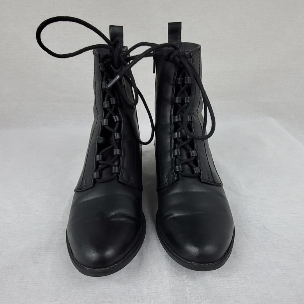 BC Footwear black leather ankle boots - Picture 3 of 7